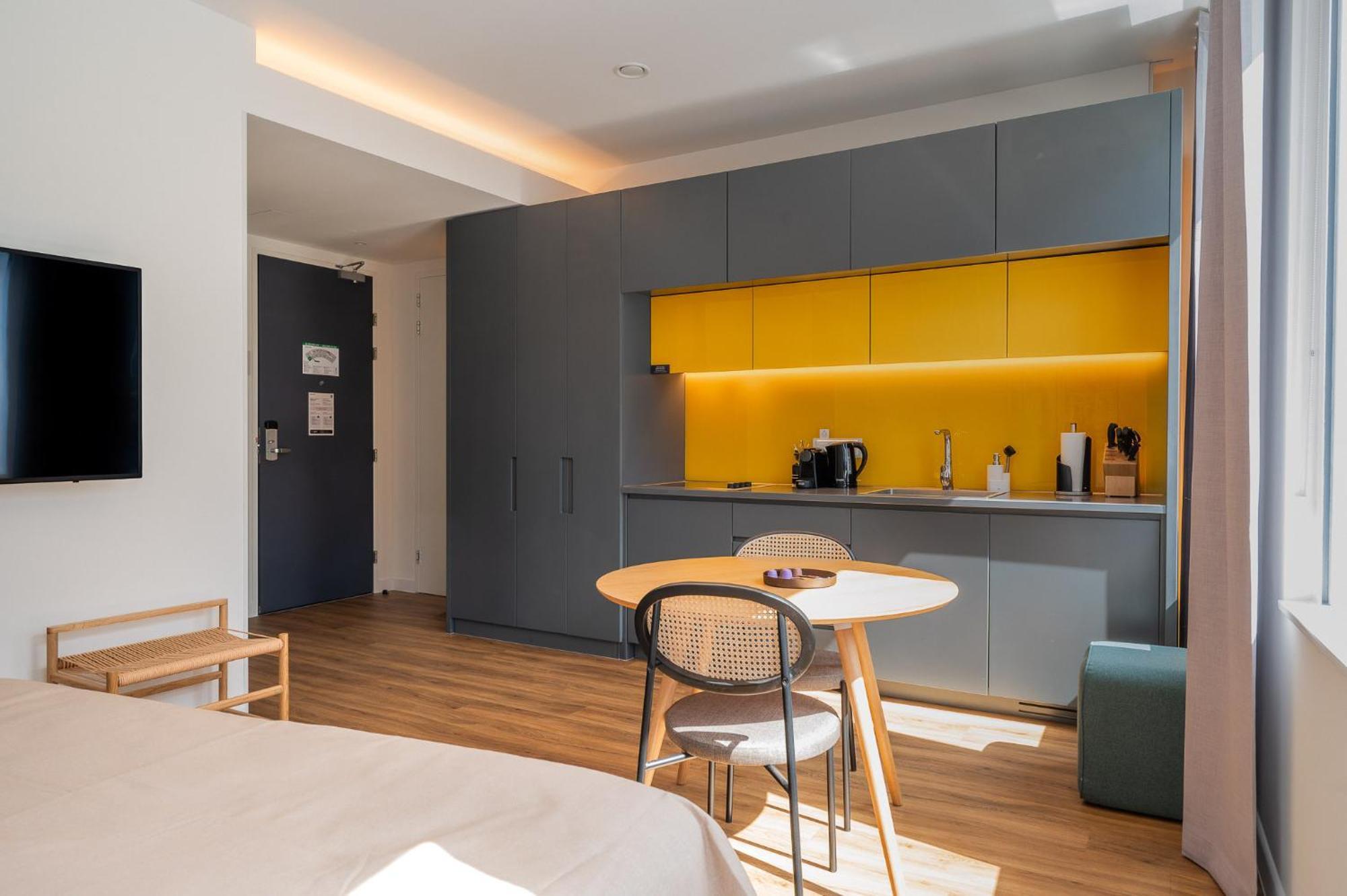 Limehome Amsterdam Gatwickstraat Экстерьер фото