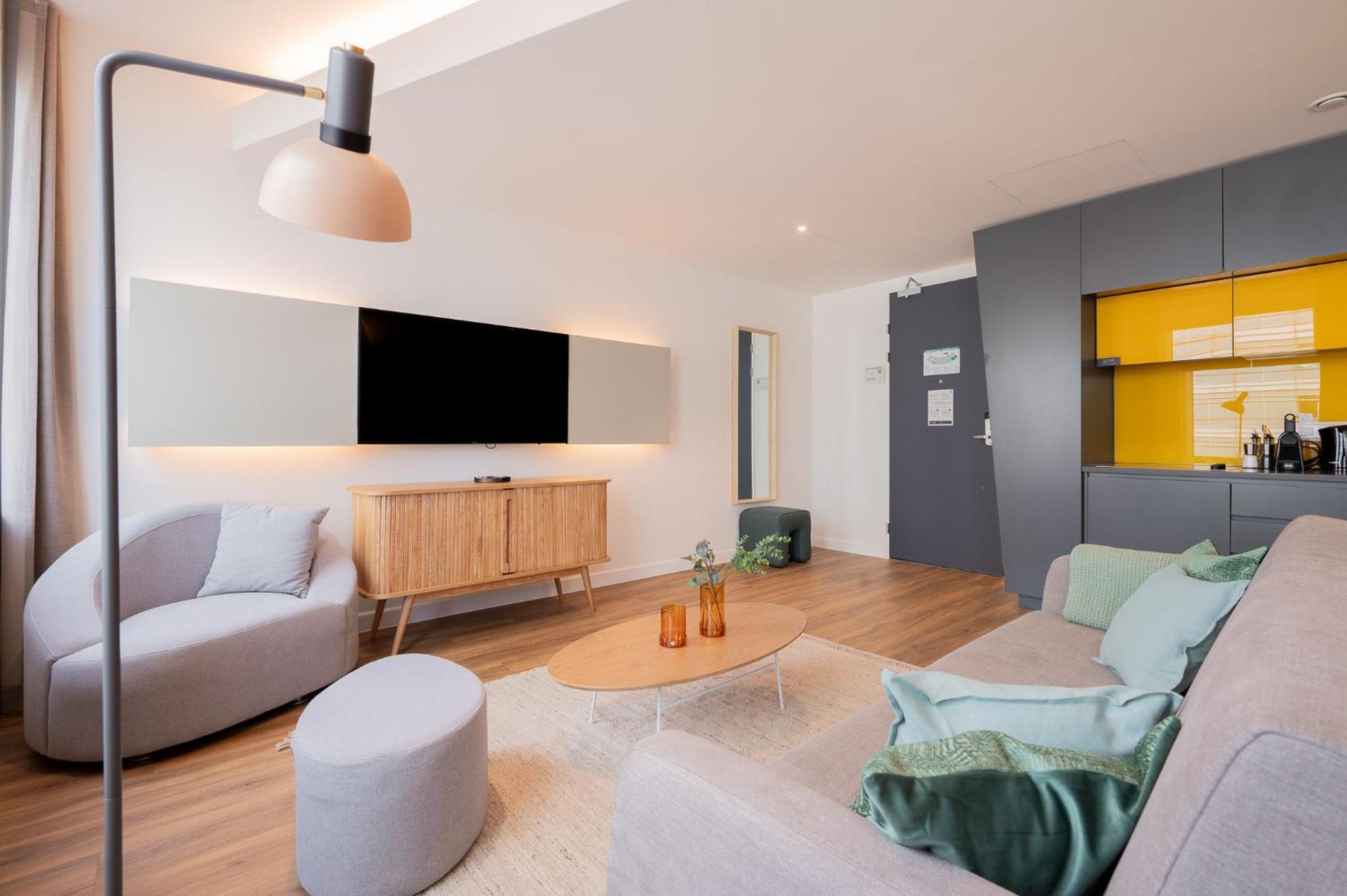Limehome Amsterdam Gatwickstraat Экстерьер фото